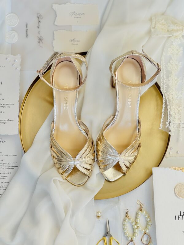 zlote-buty-slubne-skorzane